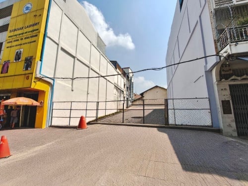 ដីសំរាប់ជួលផ្សារថ្មី ដូនពេញ    / Land for rent Central makket, Daun Penh