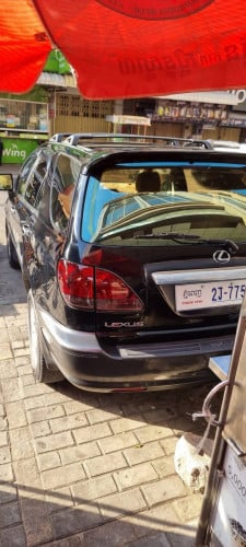 ឡានខ្លាំងណាស់​Lexus 00 ប៉ុង2​ ម្ចាស់ដេីមទី1