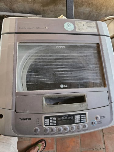 លក់ម៉ាស៊ីនបោកគក់ម៉ាកLG 9.5Kg នៅដំណើរការធម្មតា