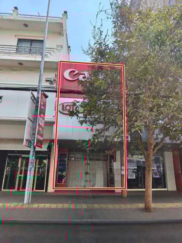 ហាងសំរាប់ជួលផ្សារថ្មី ដូនពេញ   /  Shop for rent Central makket, Daun Penh