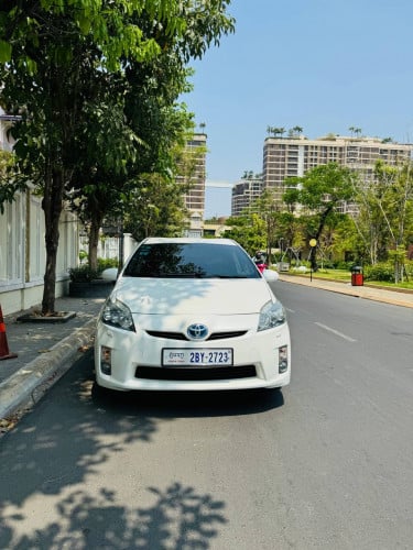 丰田普锐斯-Toyota Prius  2010年 FullOption5 For Rent/ 租 / 임차료