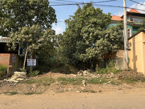 ⚡️ដីសម្រាប់លក់ បន្ទាន់តម្លៃល្អ100m ពីផ្លូវជាតិលេខ3 និង 1Km ពីក្រវ៉ាត់ក្រុងទី3