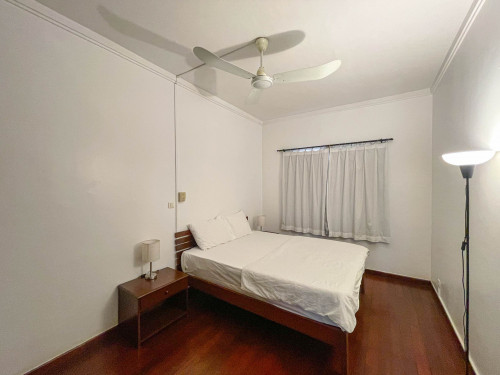💁‍♂️ Garden 3 Bedrooms House for Rent in Tonle Bassac area