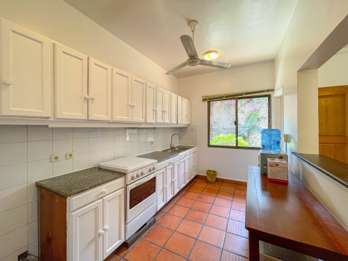 💁‍♂️ Garden 3 Bedrooms House for Rent in Tonle Bassac area