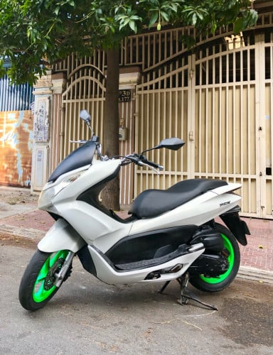 📣Secondhand motorcycle for sale🛵Cheap Price Have ID Card🪪Brand HONDA PCX-1 Year2011 Power125cc💖