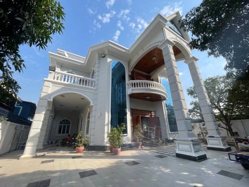 វីឡាសំរាប់ជួលនៅសែនសុខ / Villa For Rent at Sen Sok, St 2004
