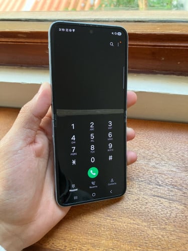 លក់Zflip 6 256GB កូរ៉េ 97-98%