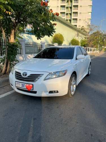 07Hybrid full options