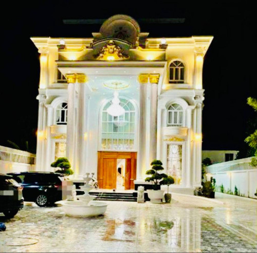 15BR 16Ba Detached Villa for Sale or Rent | $3.7M/ or $15K | Chbar Ampov (Prek Eng Market)