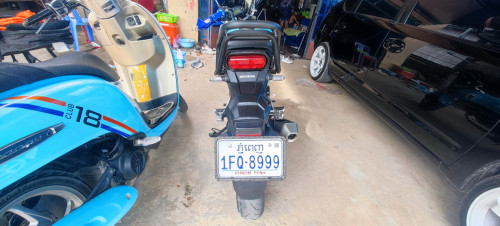 2016ក្រុមហ៊ុនហុងដា1100