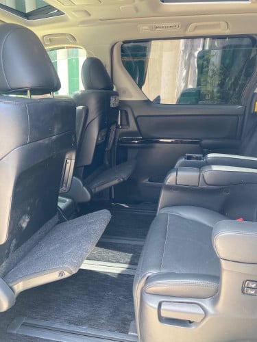 Alphard 2012 top options