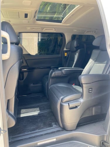 Alphard 2012 top options