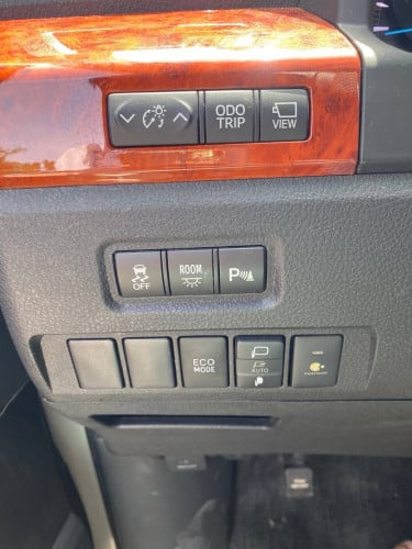 Alphard 2012 top options