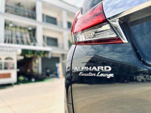 Alphard 2015 ឡានស្អាត