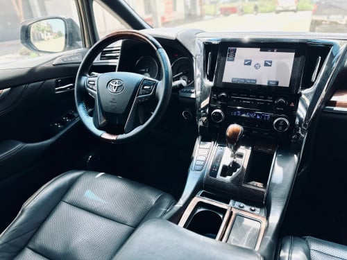 Alphard 2015 ឡានស្អាត