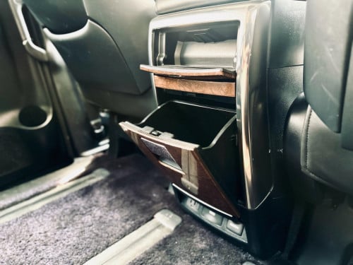 Alphard 2015 ឡានស្អាត