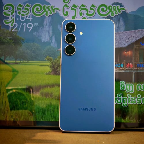 Galaxy S25 FE Sim2 (វៃដូរបាន)មានធានាច្បាស់លាស់ត្រឹមត្រូវ