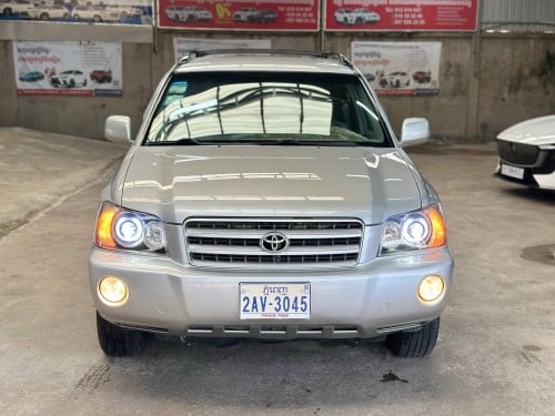 Highlander 2002 Limited P1 ប្រភេទឡានសាណុំ