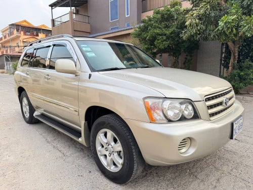 Highlander 2003 Pong 1 V6 ដំបូលបើក ឡានខ្ចីណាស់បងប្អូន