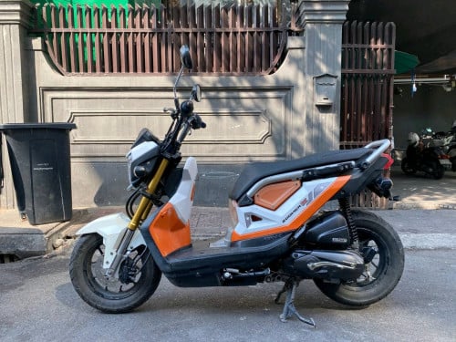 Honda Zoomer x