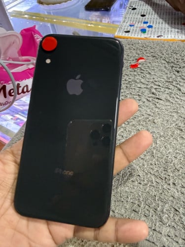 iPhone XR 64G LL/A 98% ហ្សុីនសំណុំ មានឆ្នាំងសាក