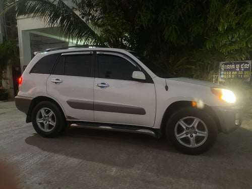 L - ប៉ុង​1​អ្នកប្រើ​ 👭🚞❤️️