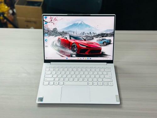 Lenovo Yoga 82HJ