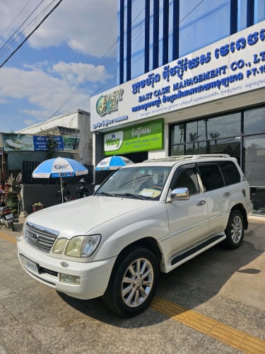 LEXUS LX470 FULL 2004 18,900$