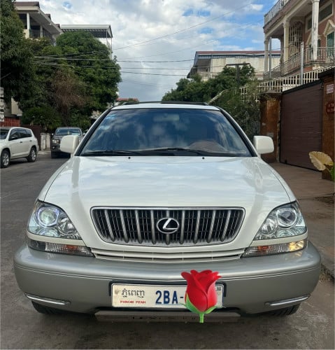 Lexus RX300 02 P2 នៅថ្មីណាស់ទឹកថ្នាំហ្សុីនមួយជុំសាច់ដែកថ្មីម៉ាសុីនស្ងាត់ល្អ