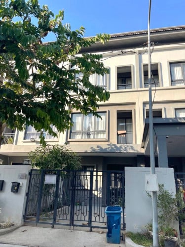 Link house for rent at borey Chipmong