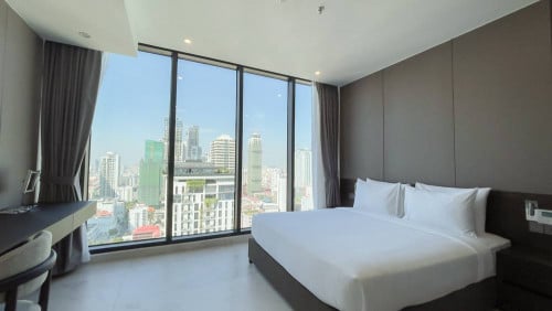 Modern 3BR at Grand Mansion