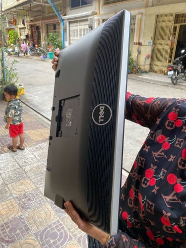 Monitor dell 24 inch 45$