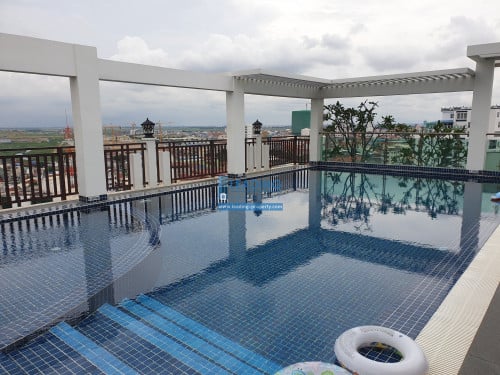 N635  | Western Apartment 2 Bedrooms with Gym and Pool For Rent in Beong Trabek