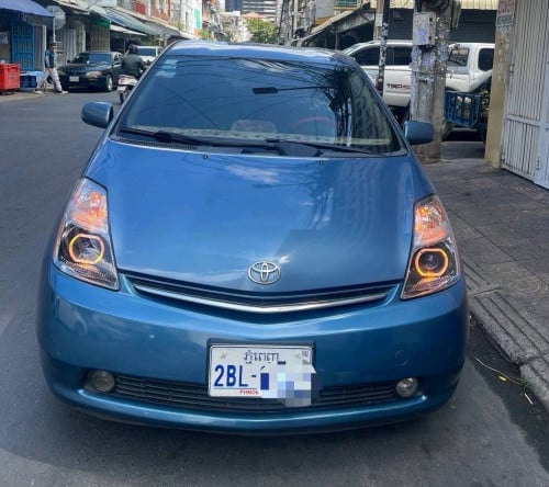 Prius 2006 full no map ក្នុងលឿង