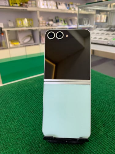 Samsung Galaxy Z Flip 6/256G😍🎁