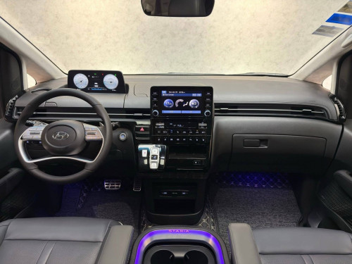 Staria VIP 7seat