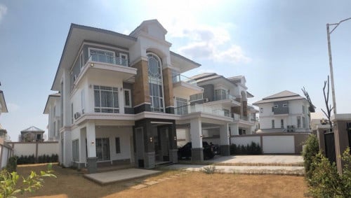 Villa for RENT! • Location: Borey PH Boueng Snor.