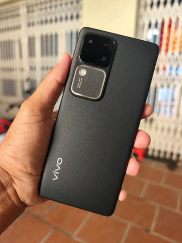 Vivo S18 12g/512g_CH(វៃដូរបាន)👉$215