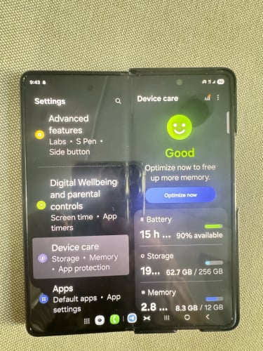 Z fold 3 ក្រុមហ៊ុន