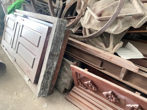 ទ្វារ បង្អួច ការ៉ូ ស័ង្កសី សម្រាប់លក់