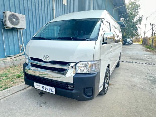 សេវាកម្មជួលរថយន្ត គ្រប់ប្រភេទ