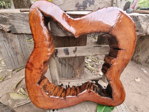 ជើងអំពូលពិដាន