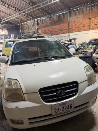 ឡានស្អាតថ្មី