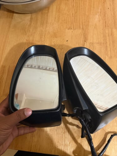 កញ្ចក់ព្រុស010 តំលៃ20$ ដោះចេញពីឡានខ្ញុំជិះផ្ទាល់