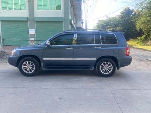 ឡានលក់ធូៗ03 V4ប៉ុង១