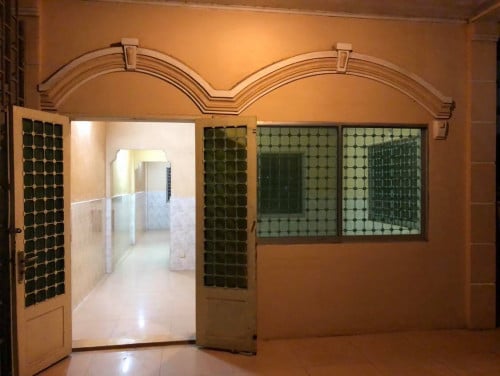 ផ្ទះល្វែងជាន់ទី២ម្តុំហេងលីជួល  2nd Fl Flat Rent Near Hengly