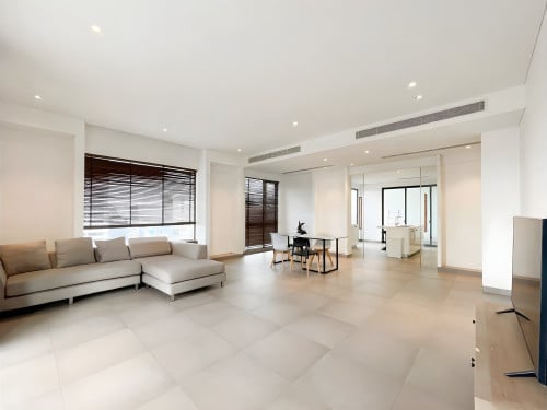 𝐅𝐨𝐫 𝐑𝐞𝐧𝐭: 3-Bedroom Apartment – BKK1