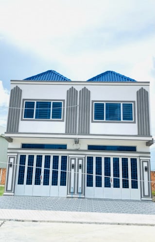 ខ្ញុំ​ម្ចាស់​ផ្ទះ​ផ្ទាល់​ ត្រូវ​ការ​លក់​ផ្ទះ​បន្ទាន់​ តំលៃ​30 000ជាង។