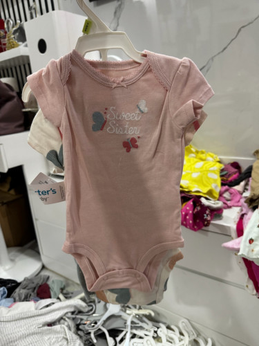 ខោអាវ Baby លក់បោះដុំនឹងរាយ