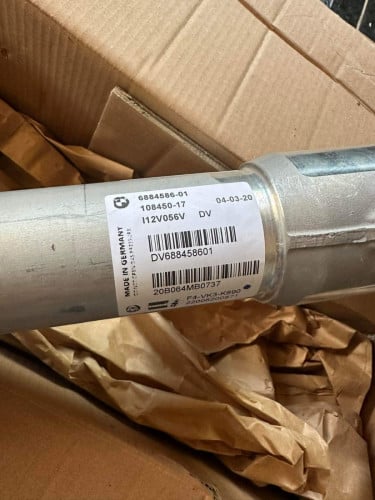 លក់បូមមុខ BMW i8 ថ្មីមិនទាន់ប្រើ